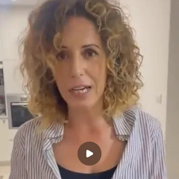 אורחת מספרת